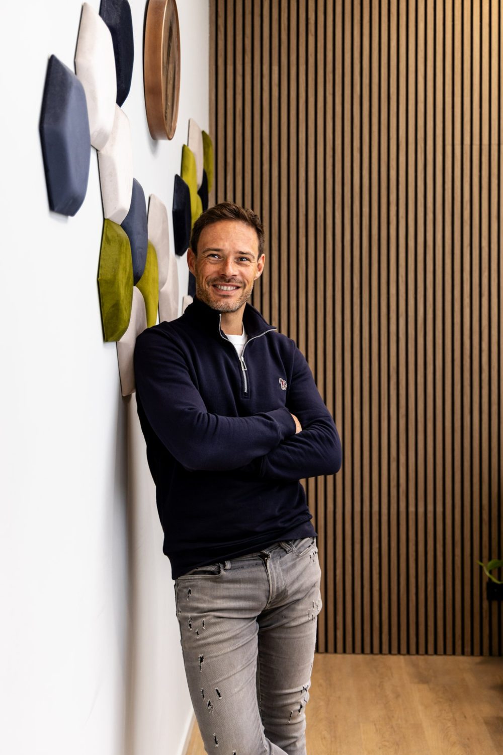 Collega van TamCom op kantoor